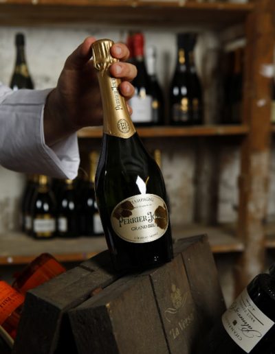 Bottiglia di Champagne Perrier-Jouët Grand Brut, selezione dalla cantina del ristorante